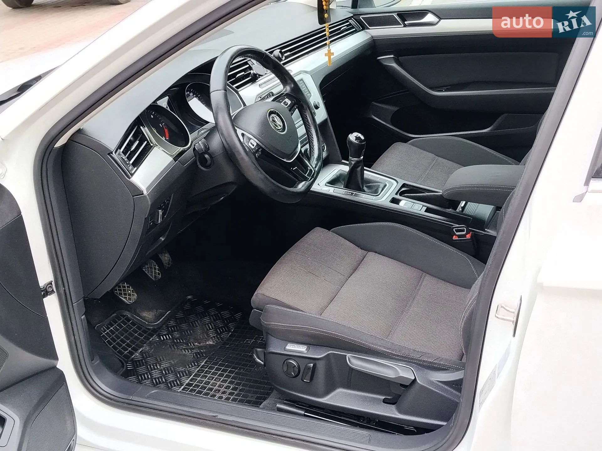 2016 Volkswagen Passat - мініатюра 9