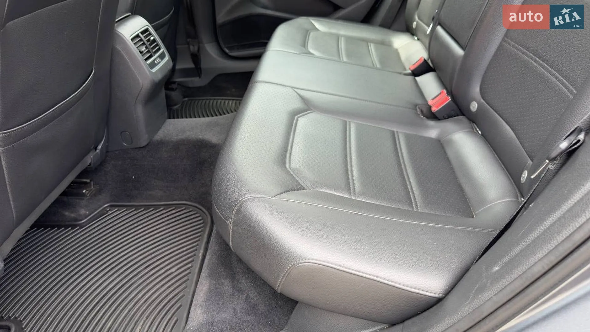 2014 Volkswagen Passat - мініатюра 28