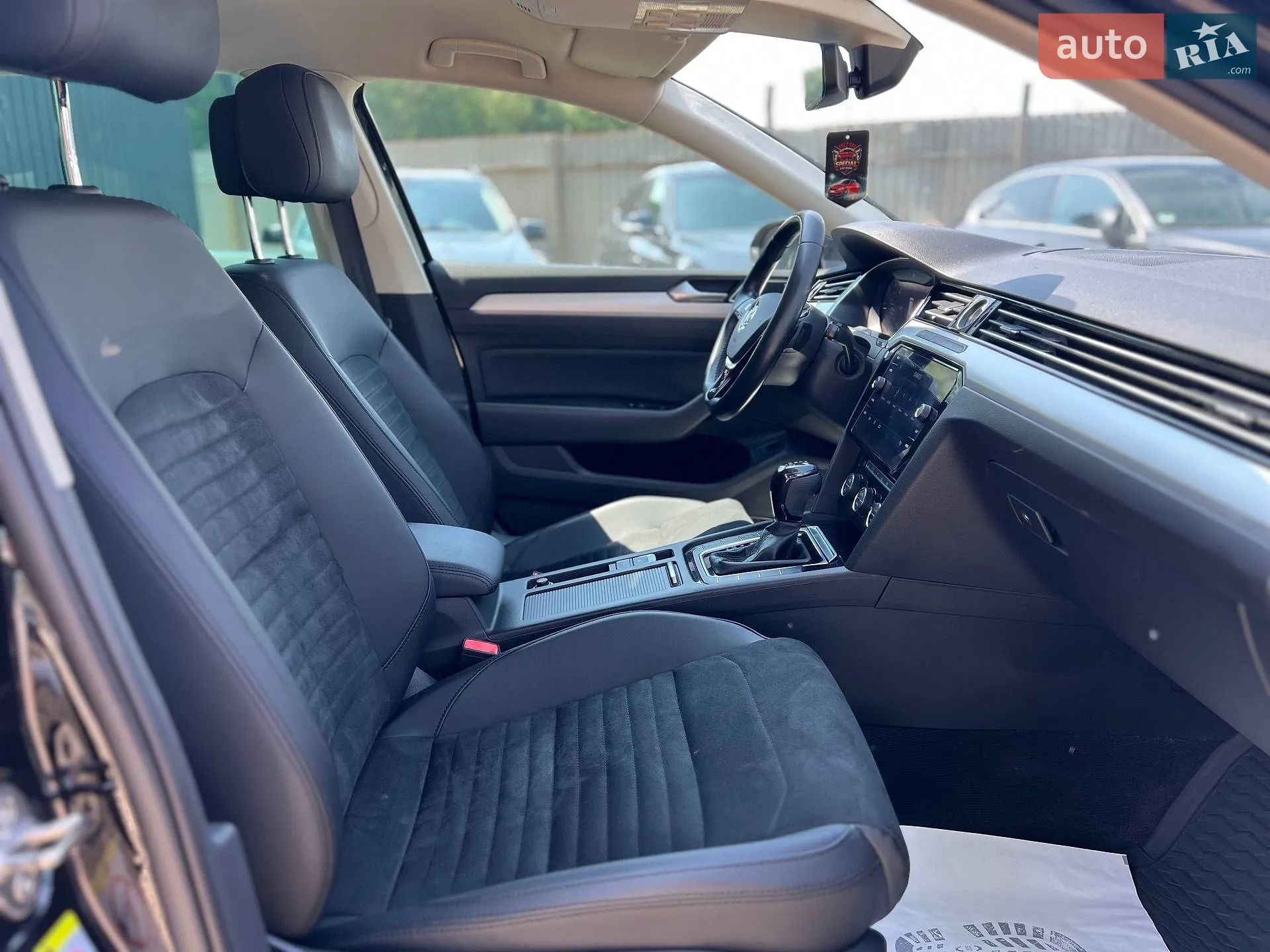 2017 Volkswagen Passat - мініатюра 15
