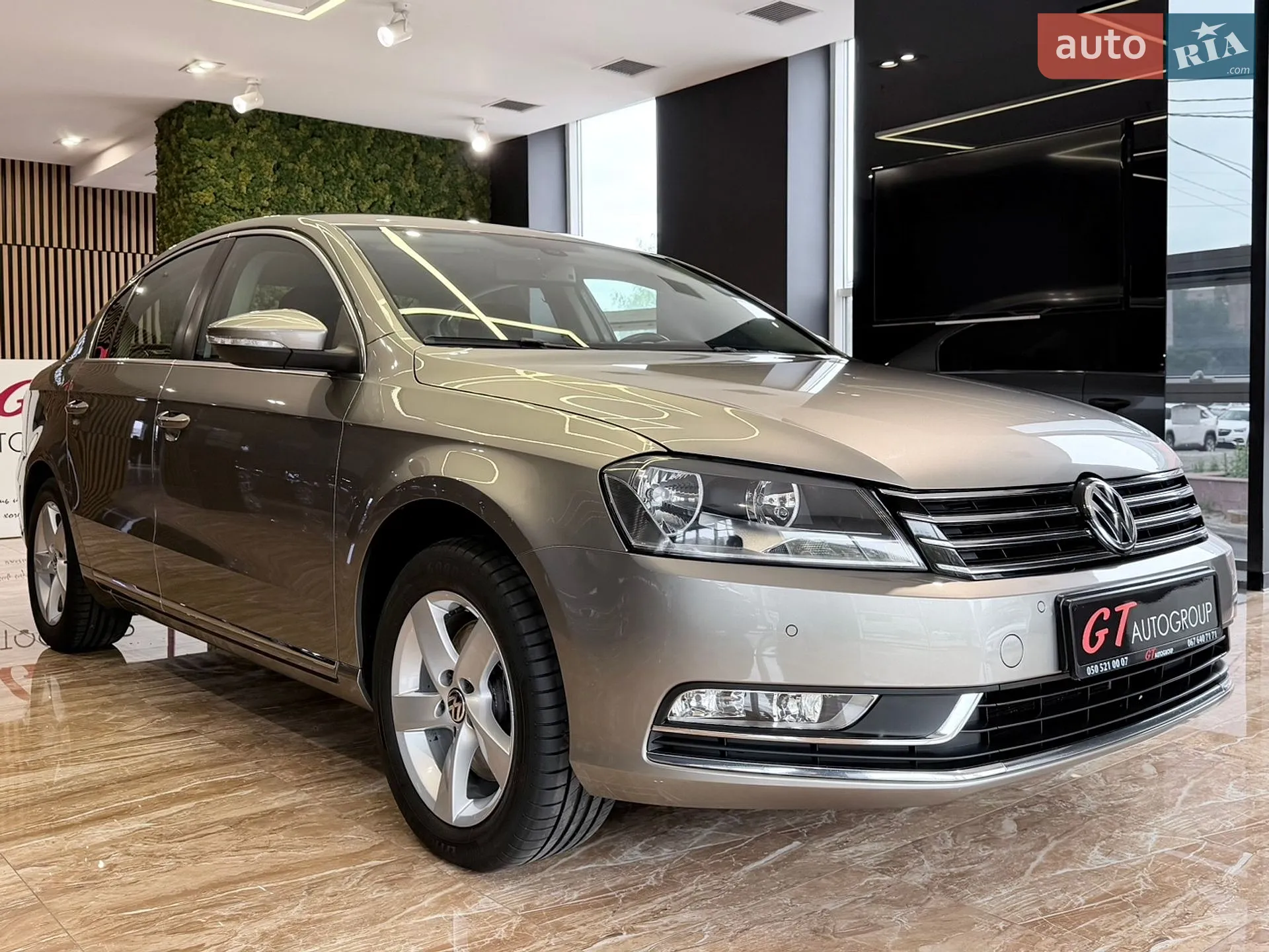 2013 Volkswagen Passat - мініатюра 4