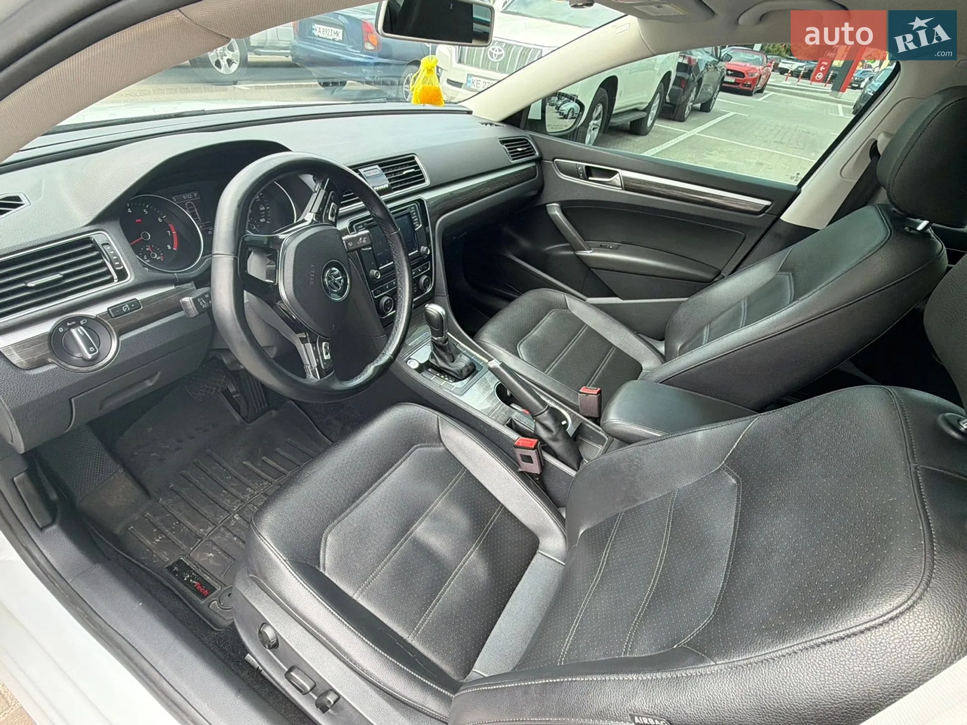 2018 Volkswagen Passat - мініатюра 11