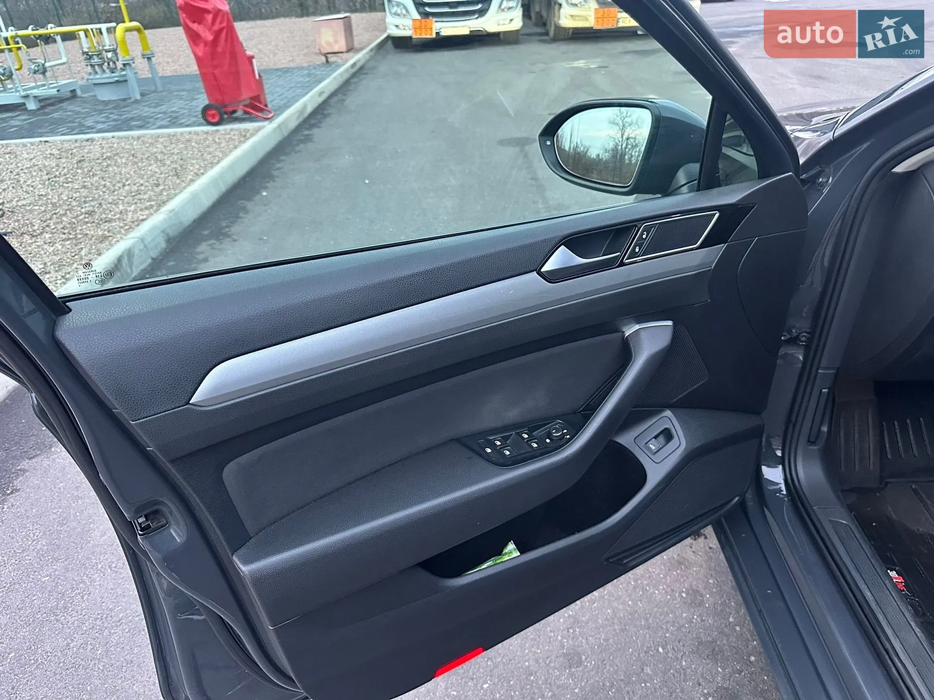 2015 Volkswagen Passat - мініатюра 9