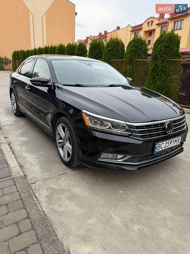 2017 Volkswagen Passat - мініатюра 24