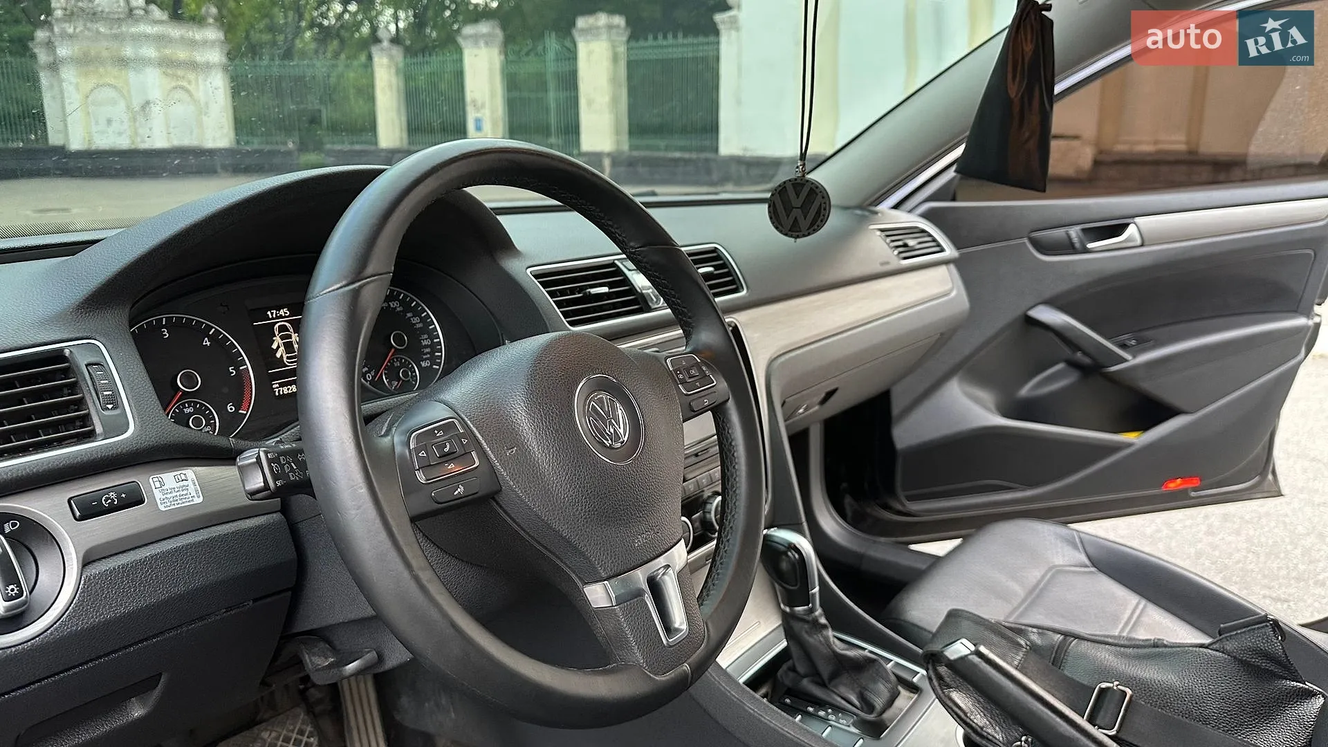 2014 Volkswagen Passat - мініатюра 24