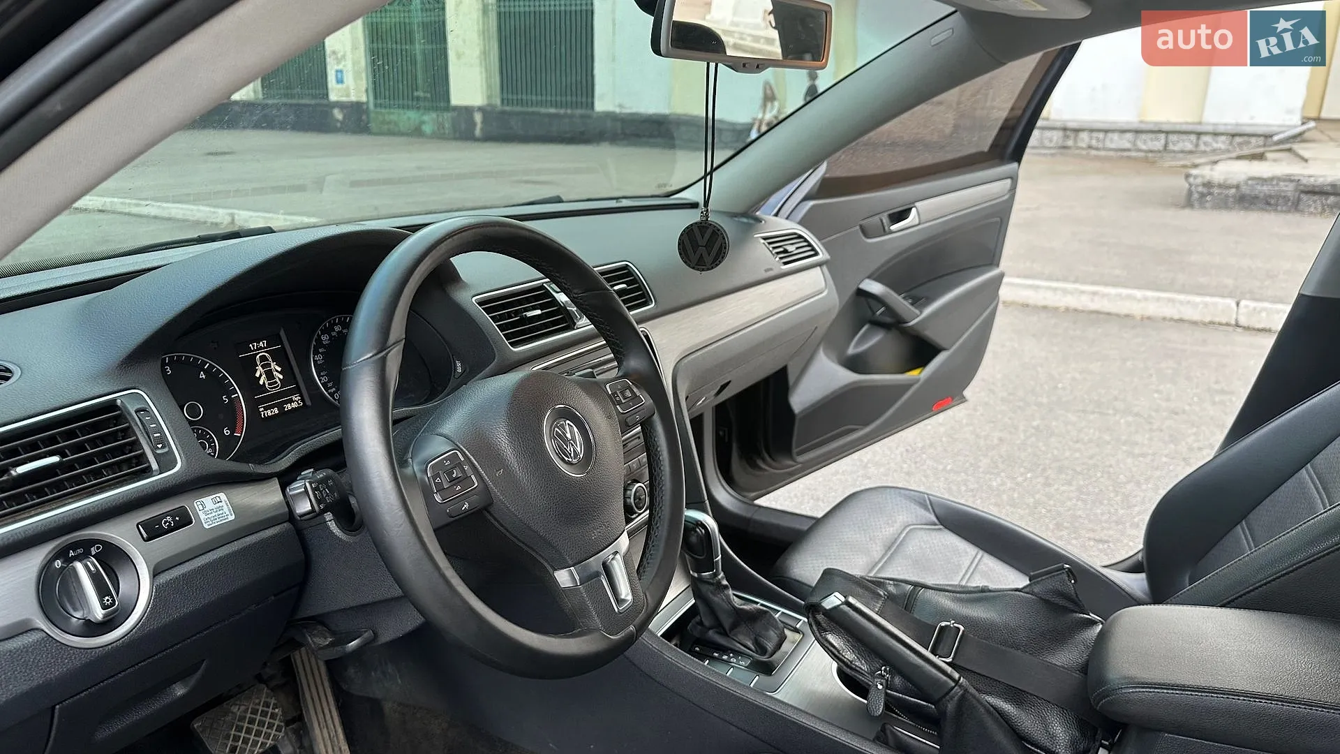 2014 Volkswagen Passat - мініатюра 42