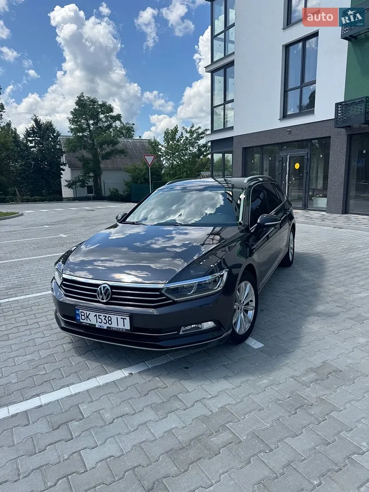 2018 Volkswagen Passat - мініатюра 12