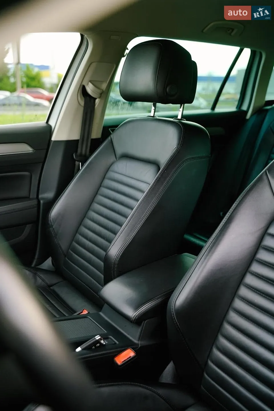 2017 Volkswagen Passat - мініатюра 12
