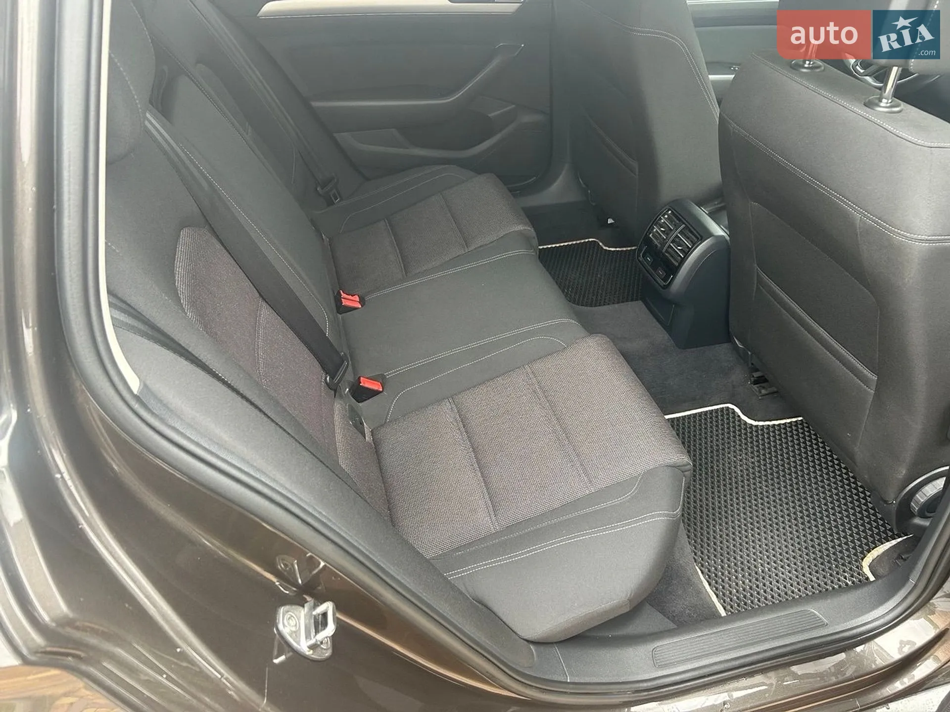 2015 Volkswagen Passat - мініатюра 8