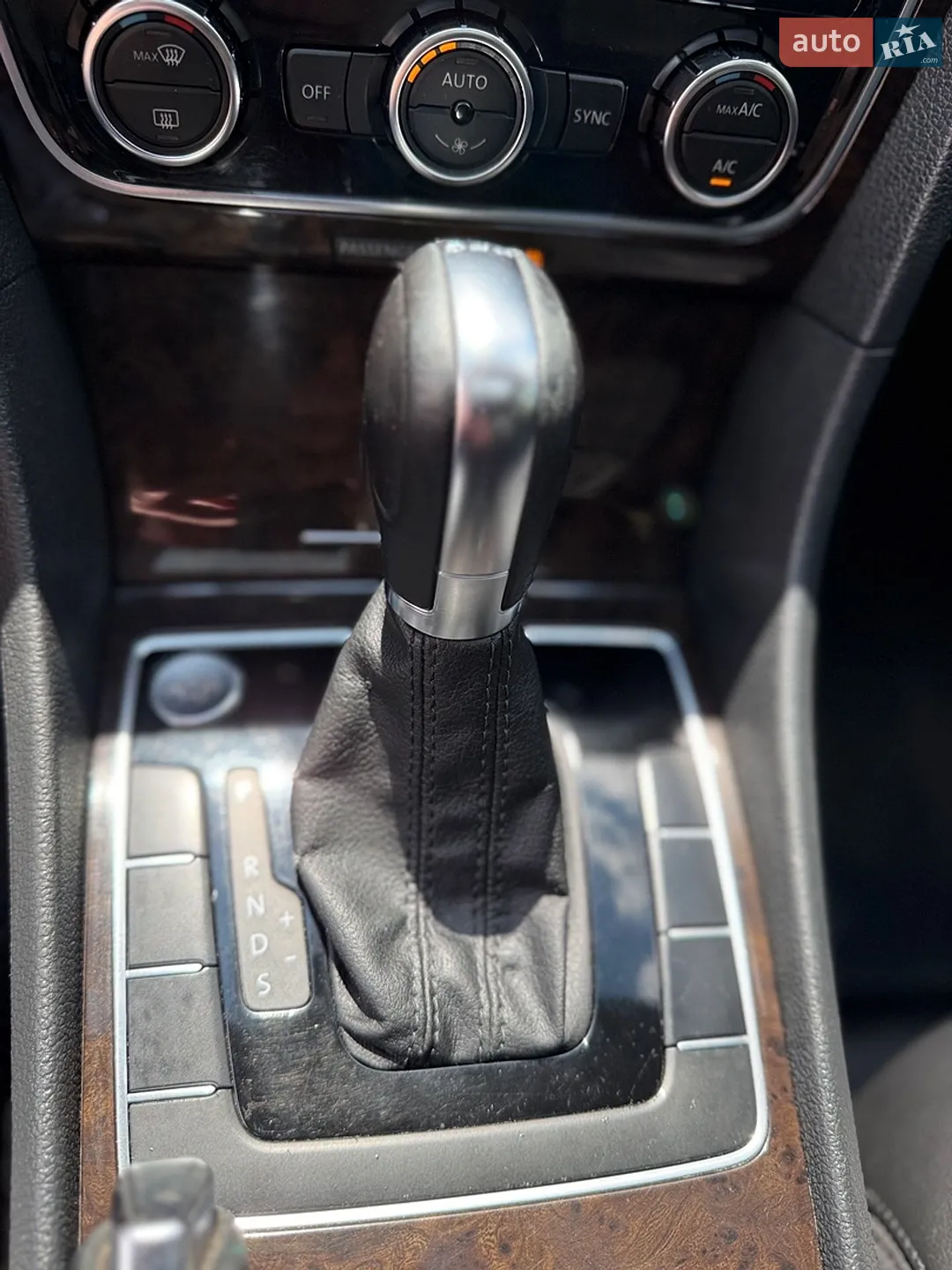 2014 Volkswagen Passat - мініатюра 266