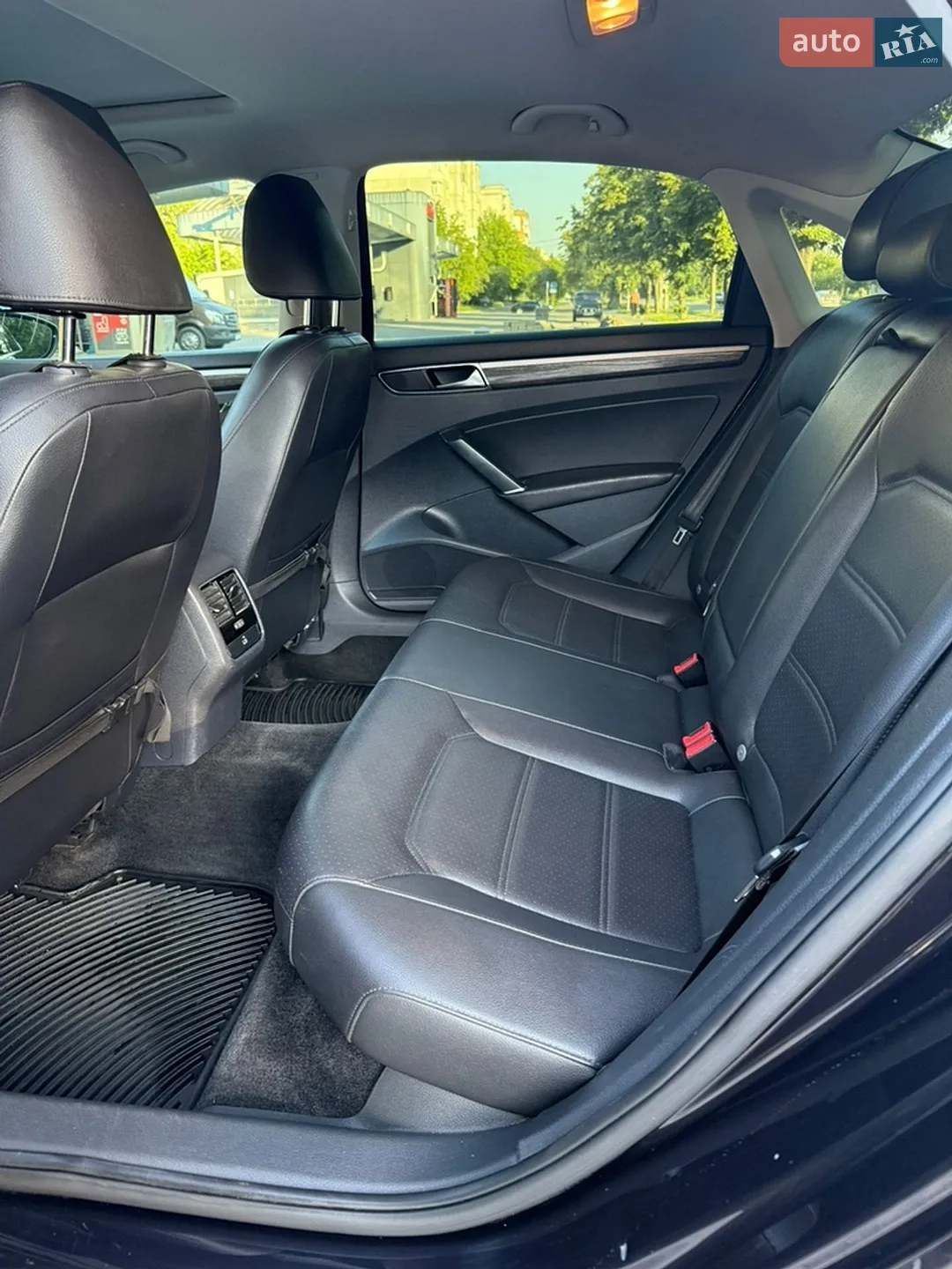 2017 Volkswagen Passat - мініатюра 20