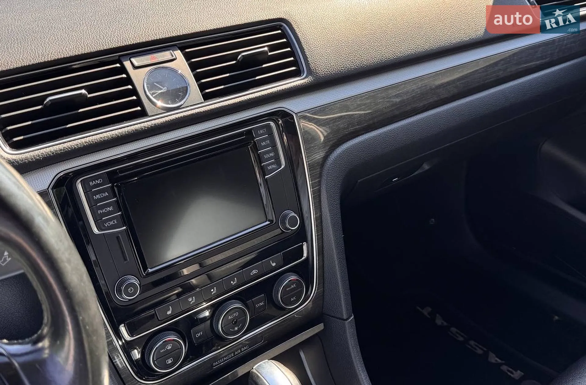 2016 Volkswagen Passat - мініатюра 17