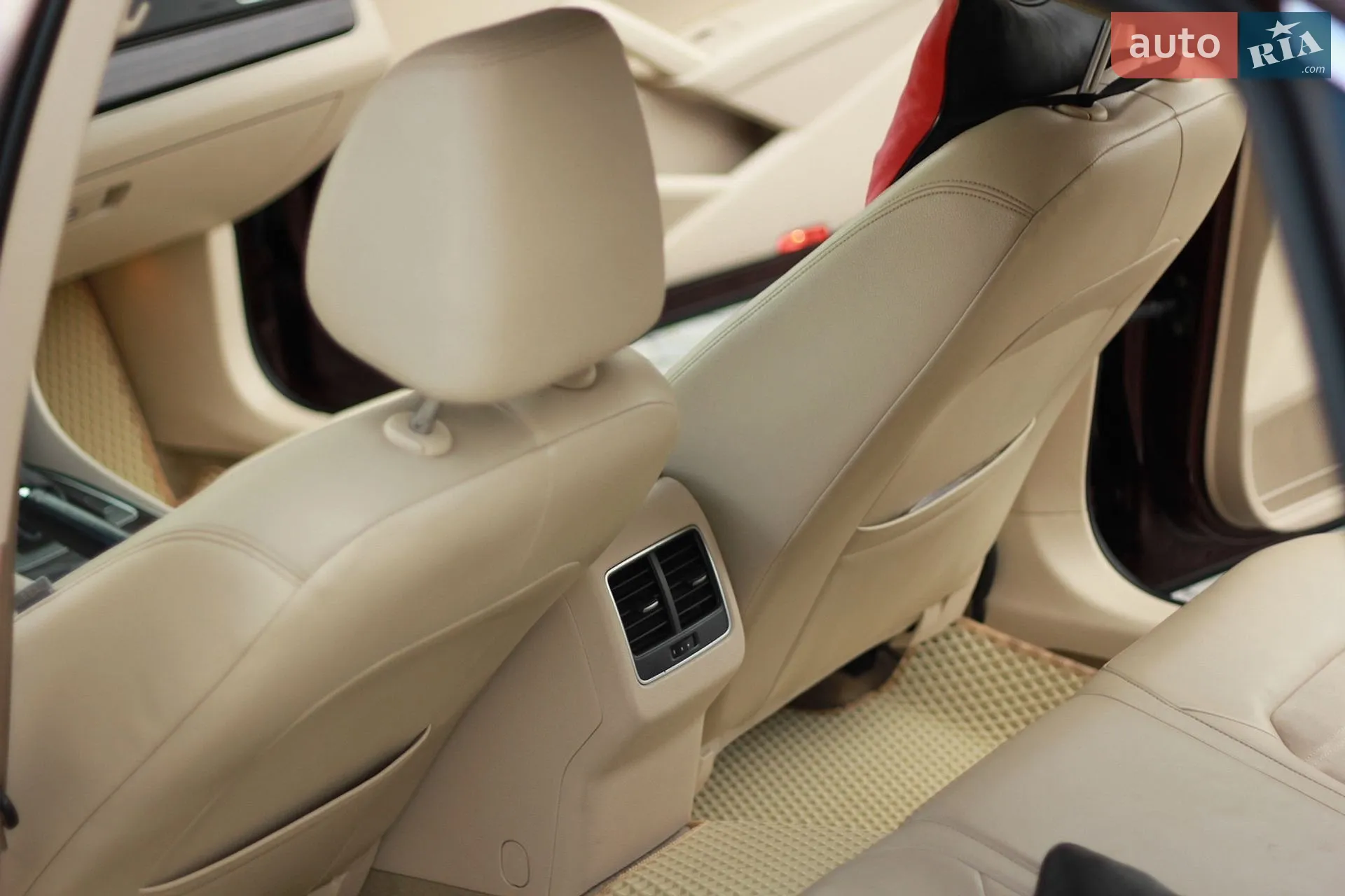 2013 Volkswagen Passat - мініатюра 29