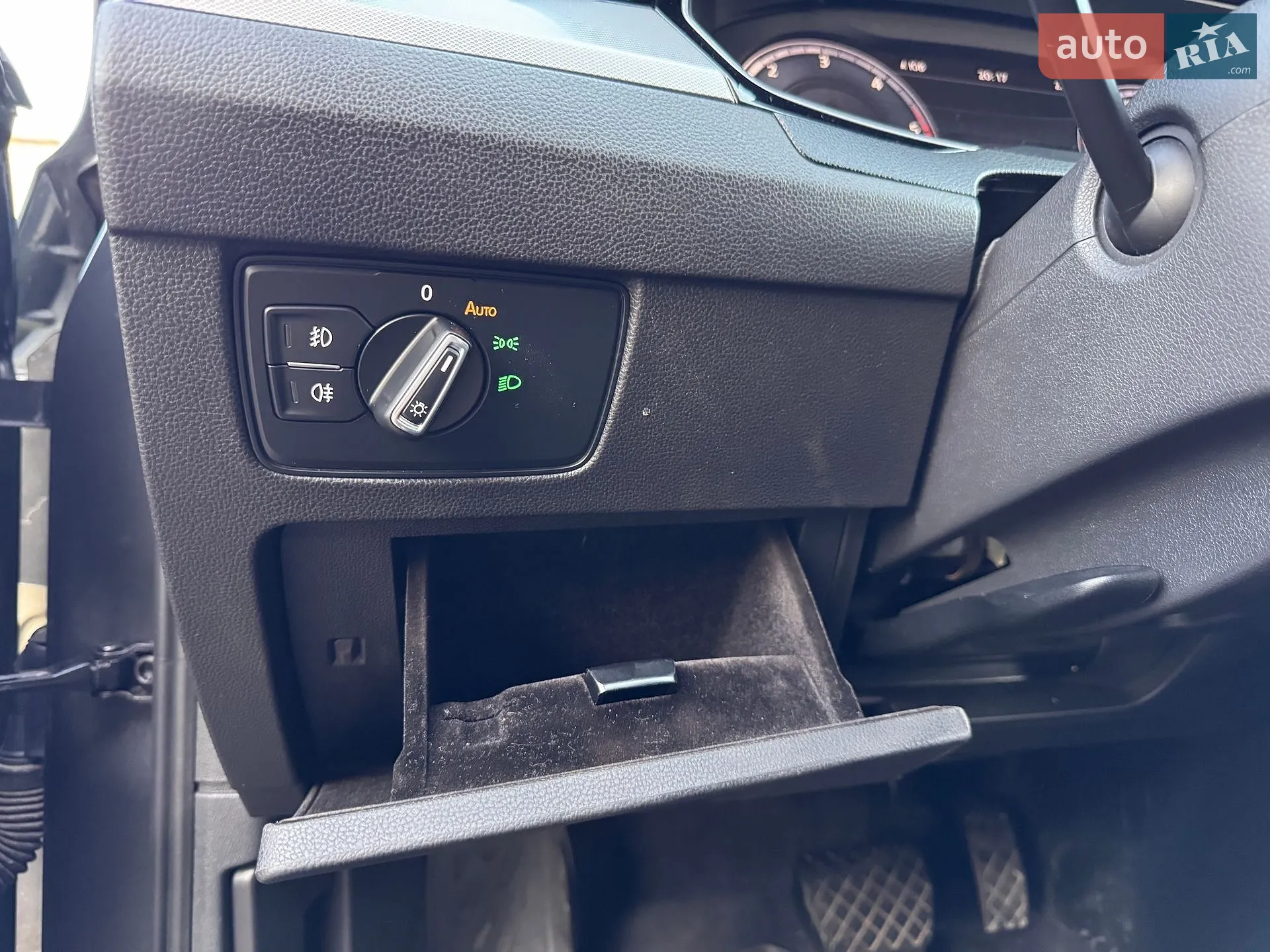 2015 Volkswagen Passat - мініатюра 30