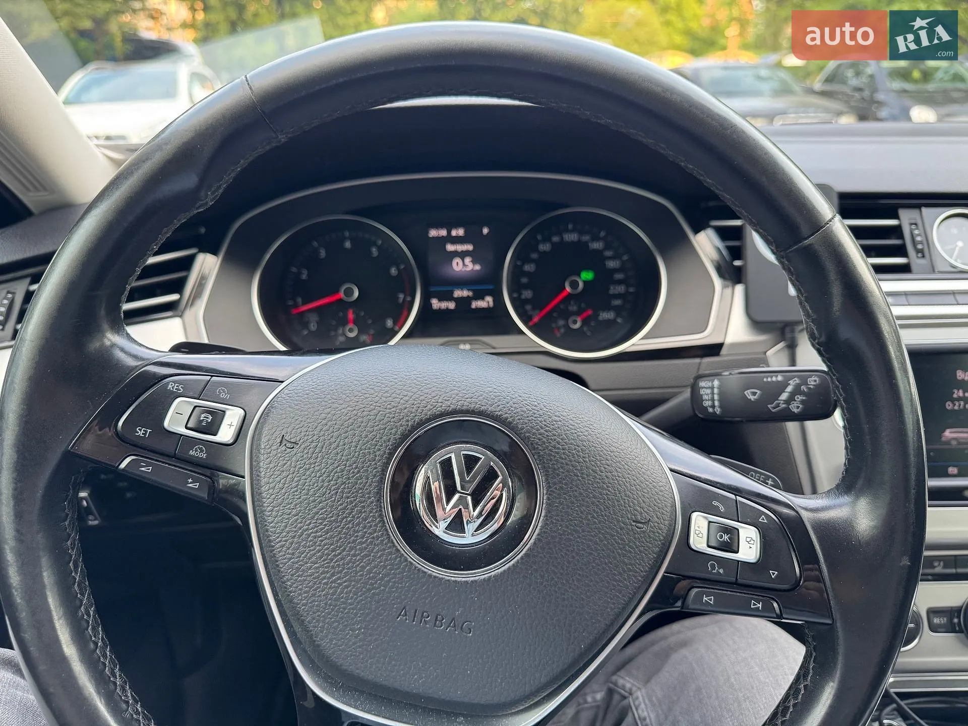 2016 Volkswagen Passat - мініатюра 40