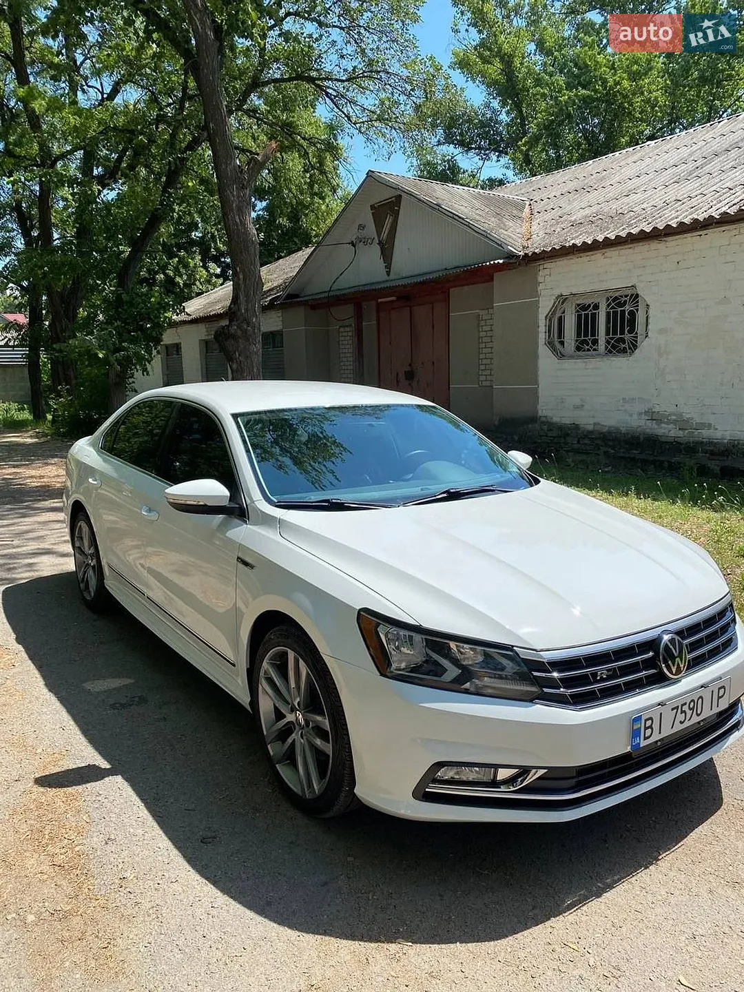 2016 Volkswagen Passat - мініатюра 2