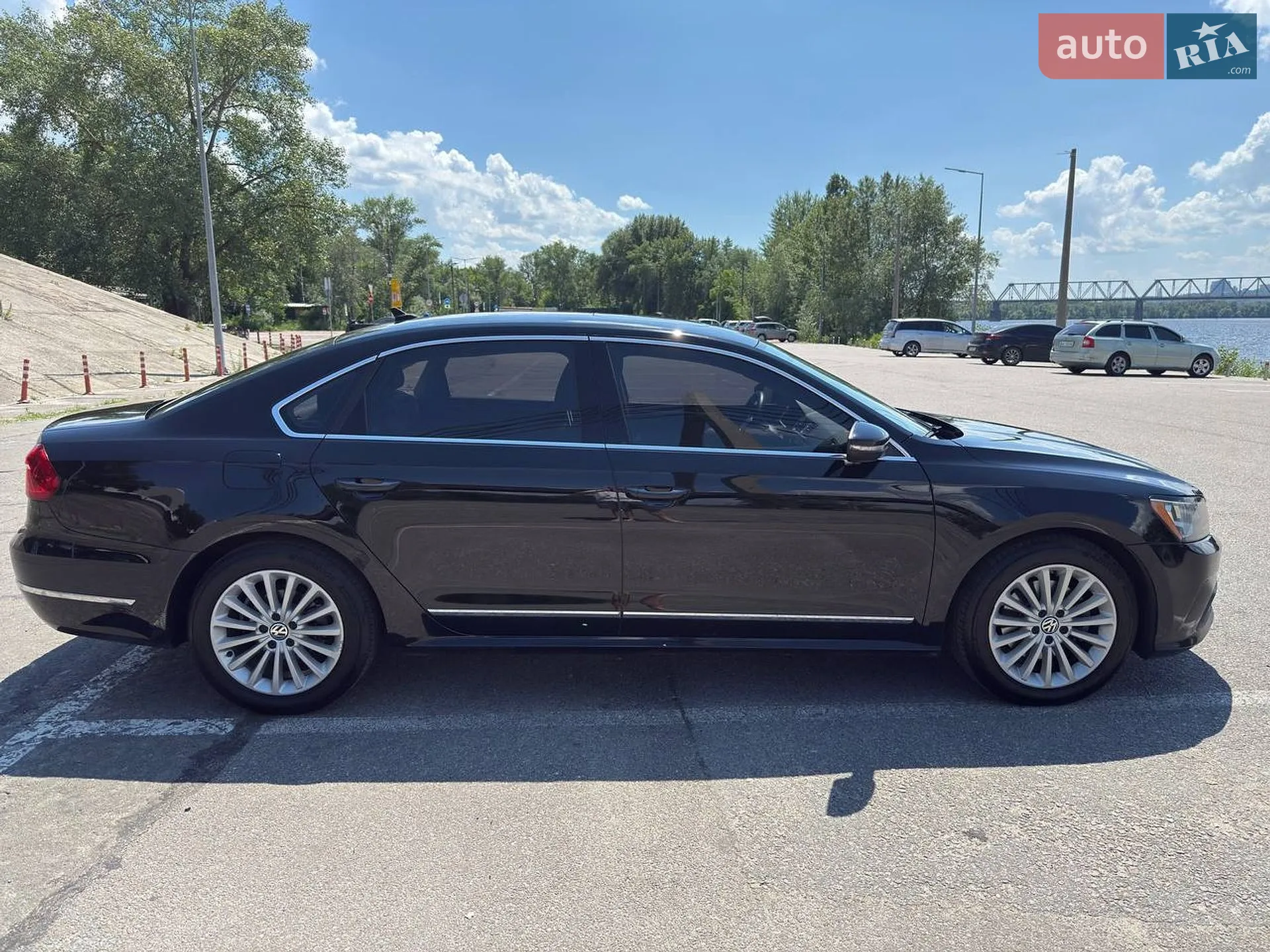 2016 Volkswagen Passat - мініатюра 9