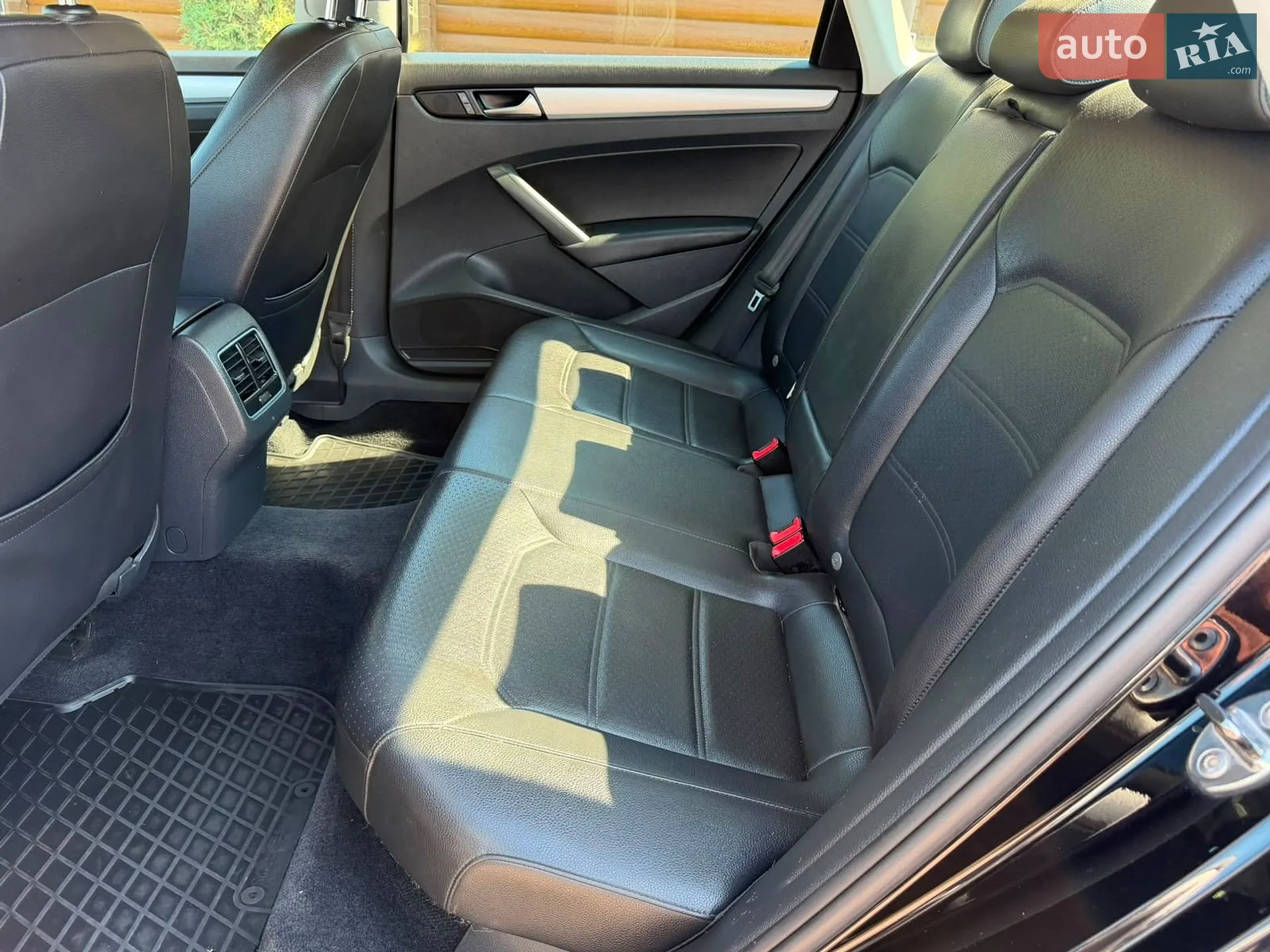 2013 Volkswagen Passat - мініатюра 35