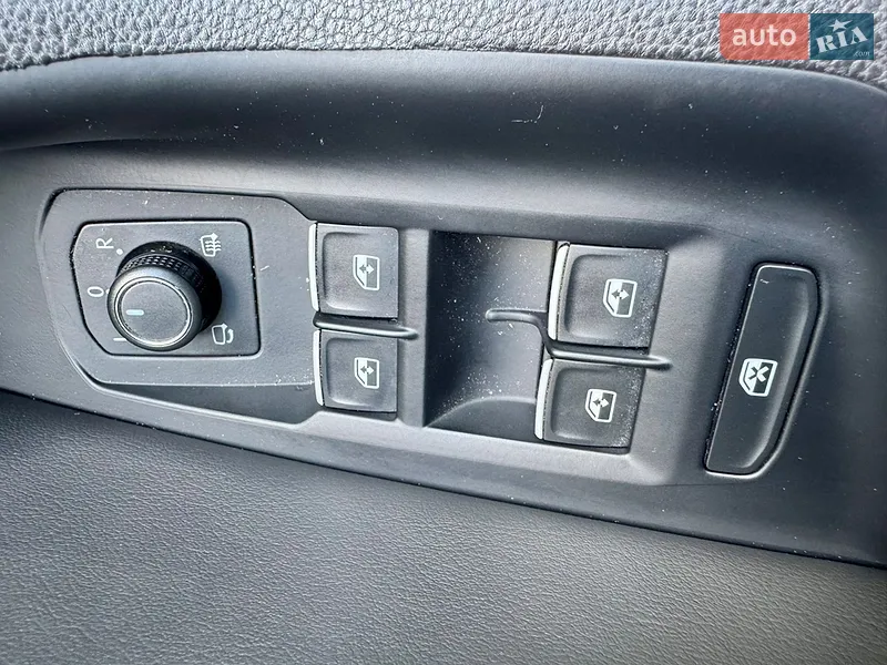 Volkswagen Passat 2018 VIN WVWZZZ3CZJE152620 фото оголошення 20 з 59