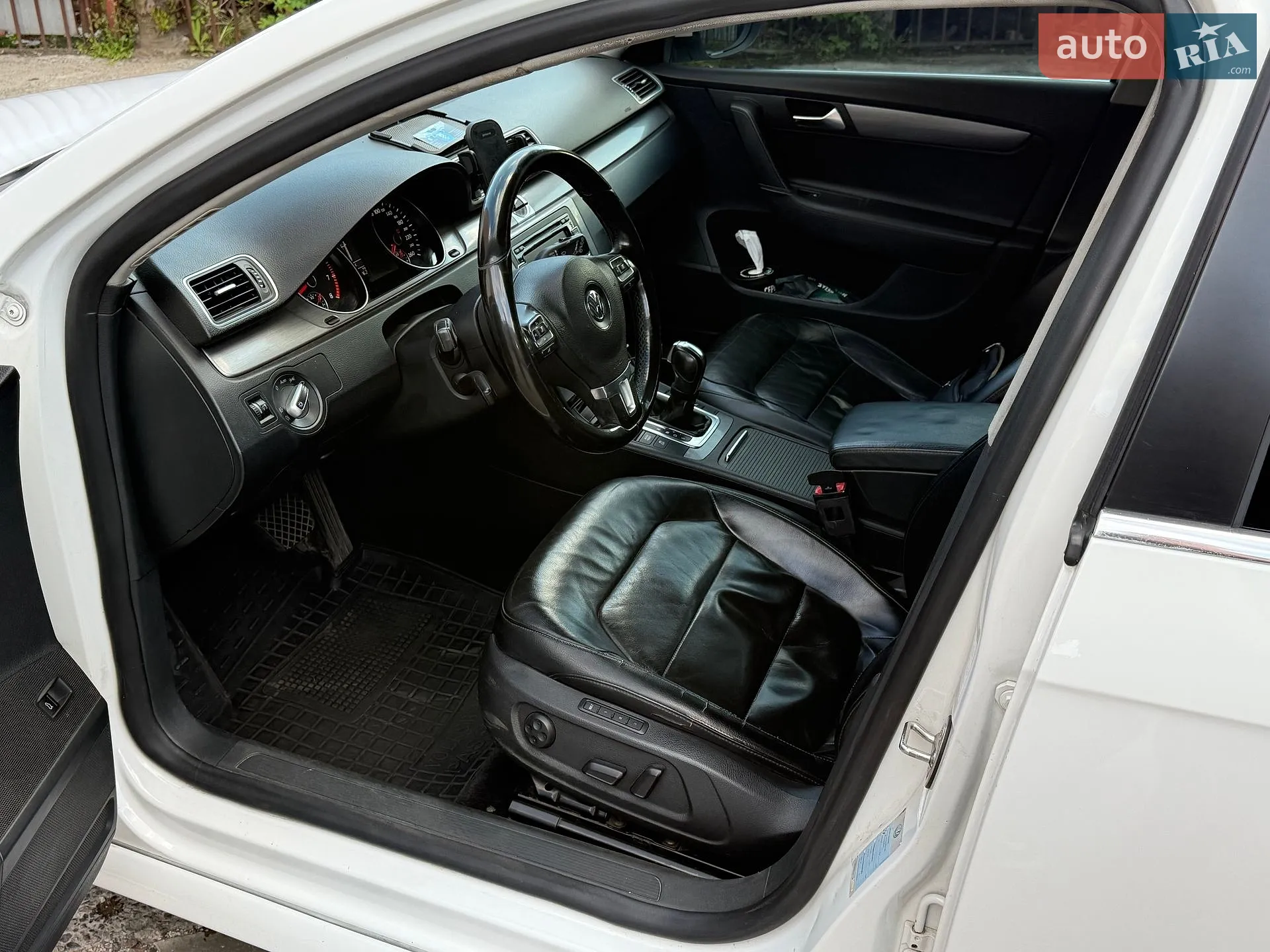 2011 Volkswagen Passat - мініатюра 10