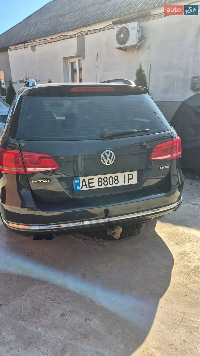 2011 Volkswagen Passat - мініатюра 4