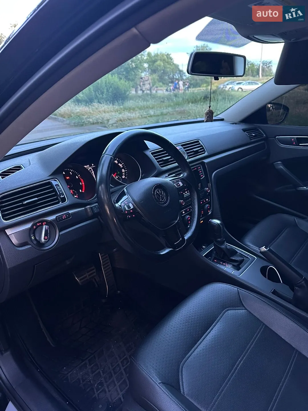 2016 Volkswagen Passat - мініатюра 10