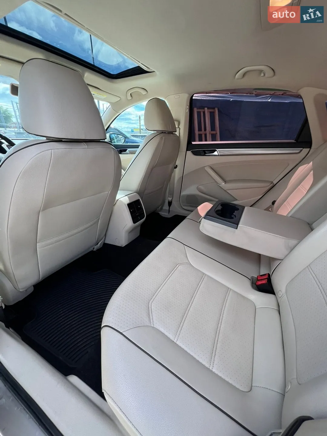 2015 Volkswagen Passat - мініатюра 32
