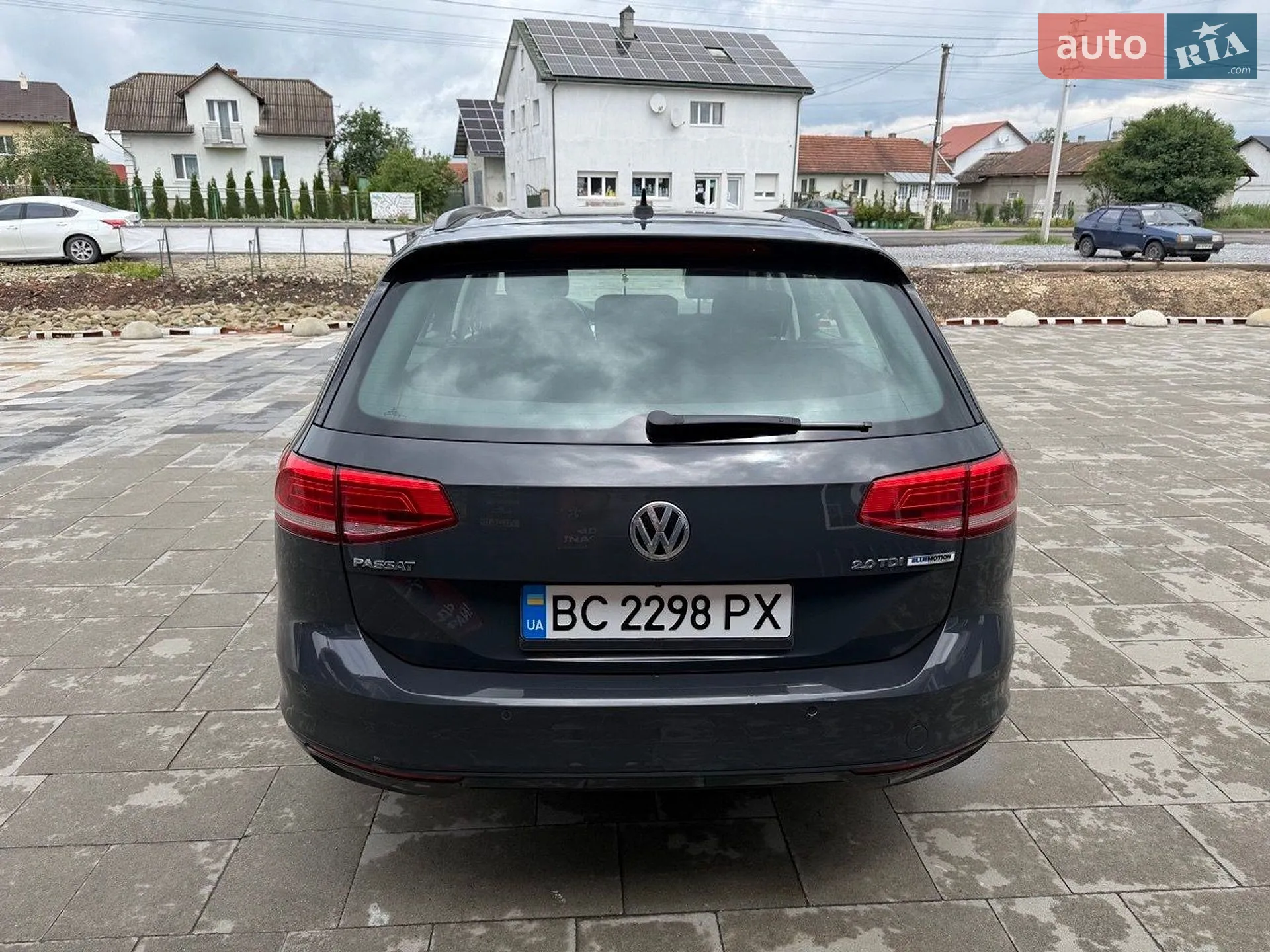 2017 Volkswagen Passat - мініатюра 9