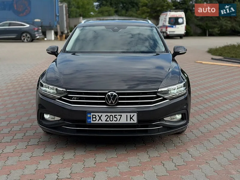 Volkswagen Passat 2021 VIN WVWZZZ3CZME125428 фото оголошення 11 з 98