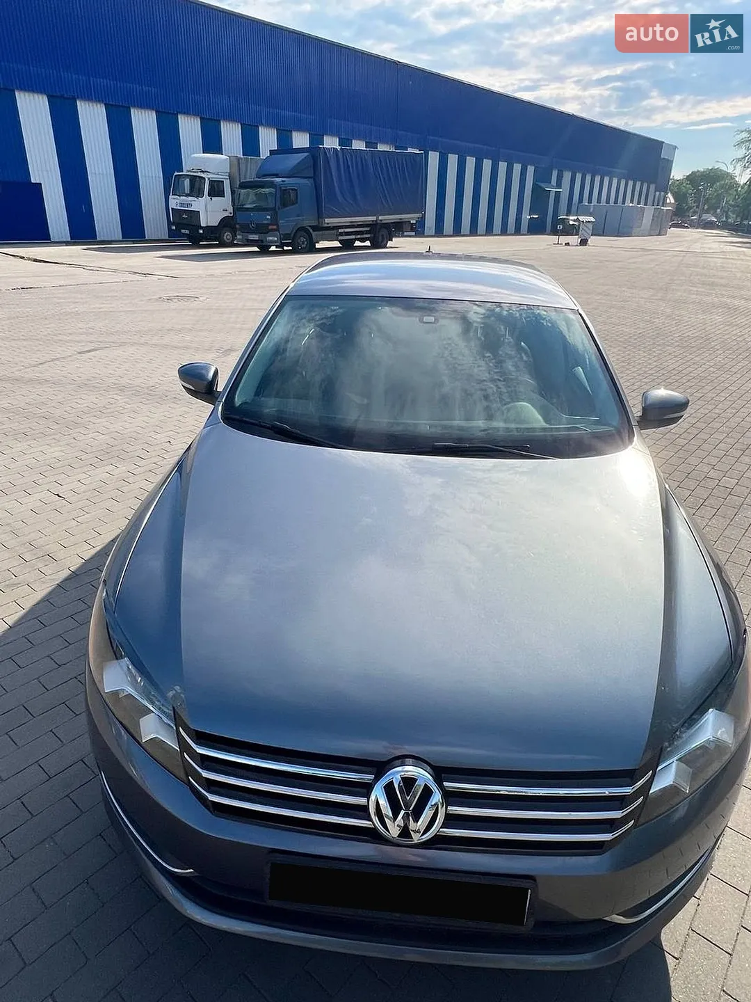 2014 Volkswagen Passat - мініатюра 2