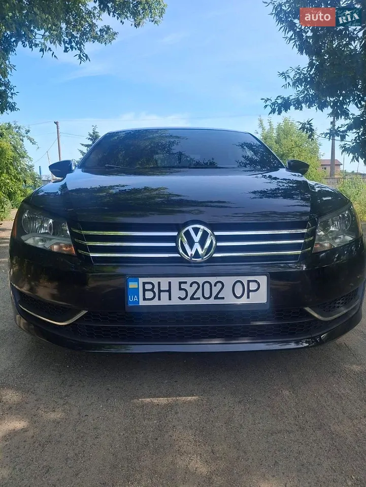 2010 Volkswagen Passat - мініатюра 13