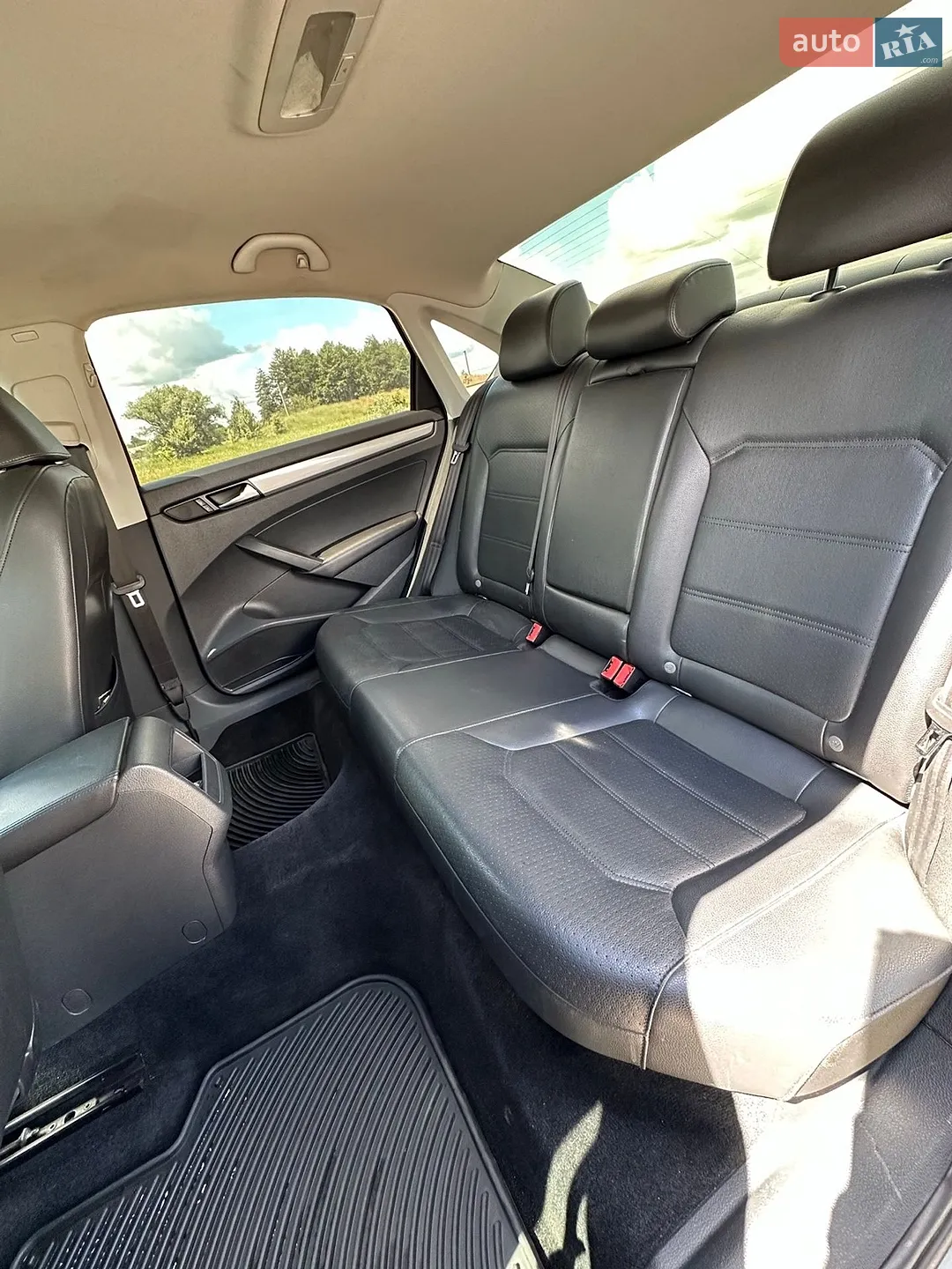 2013 Volkswagen Passat - мініатюра 23