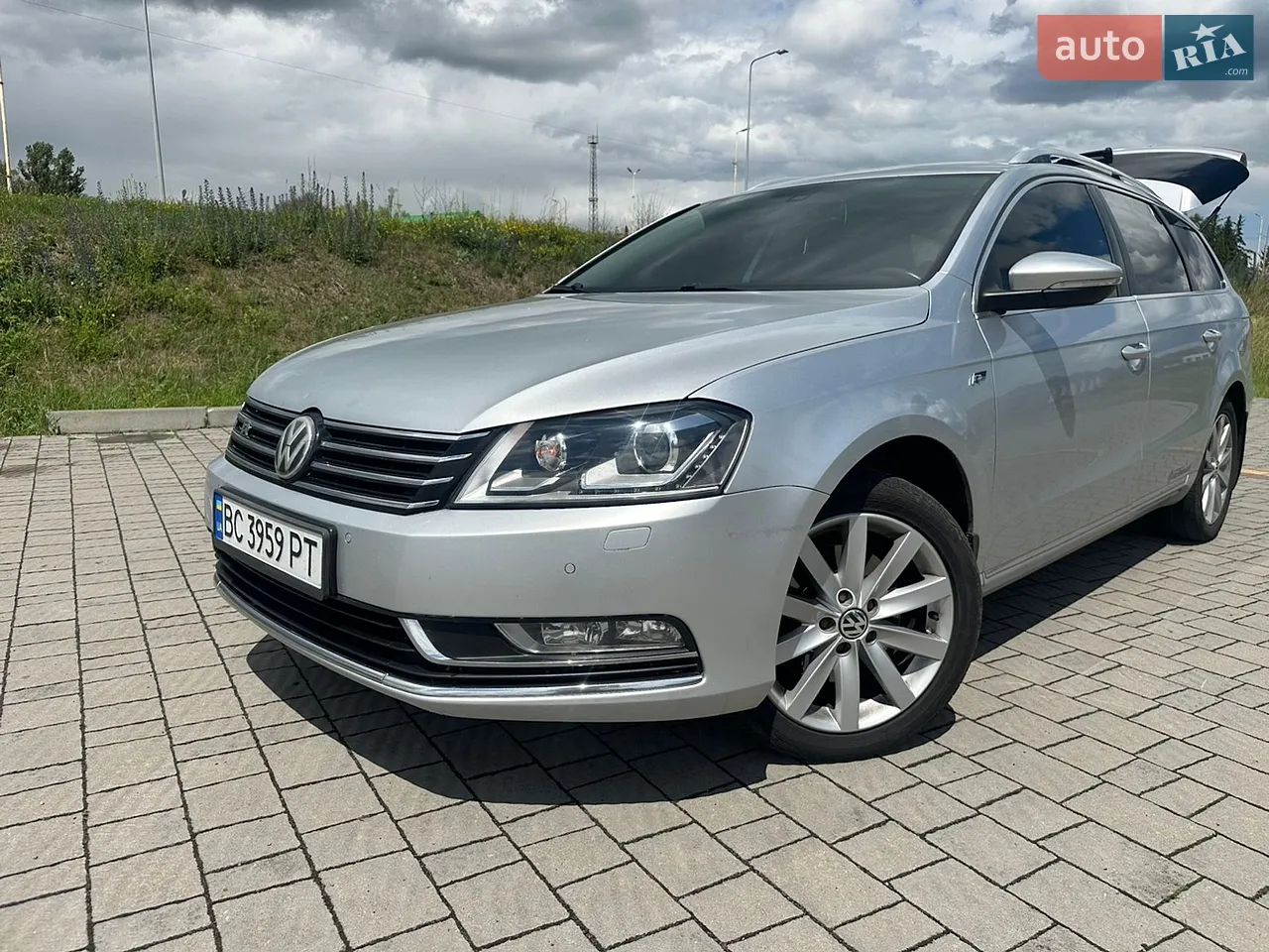 2010 Volkswagen Passat - мініатюра 11