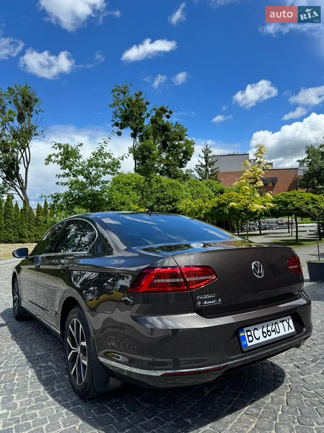 2017 Volkswagen Passat - мініатюра 12