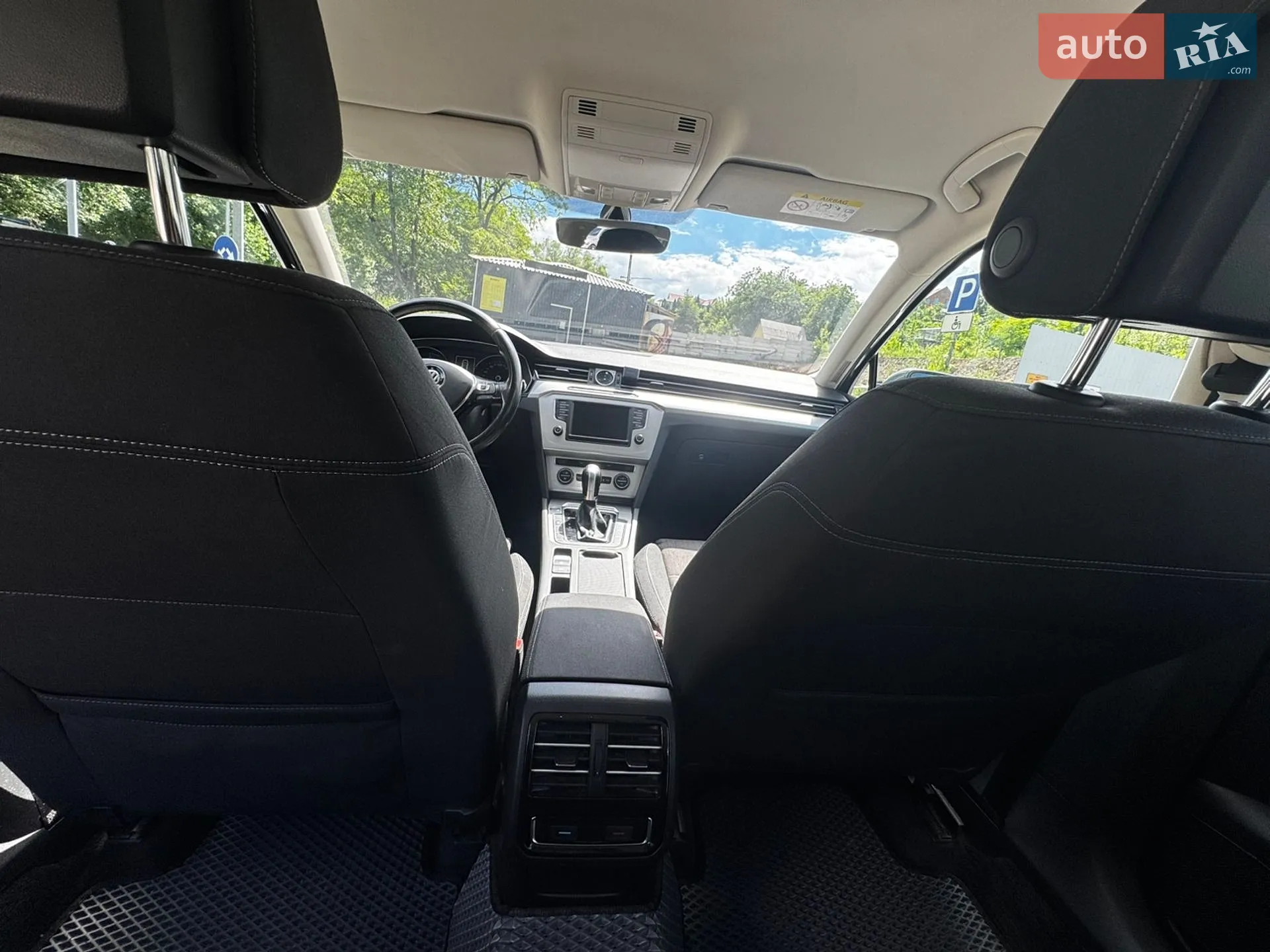 2015 Volkswagen Passat - мініатюра 16