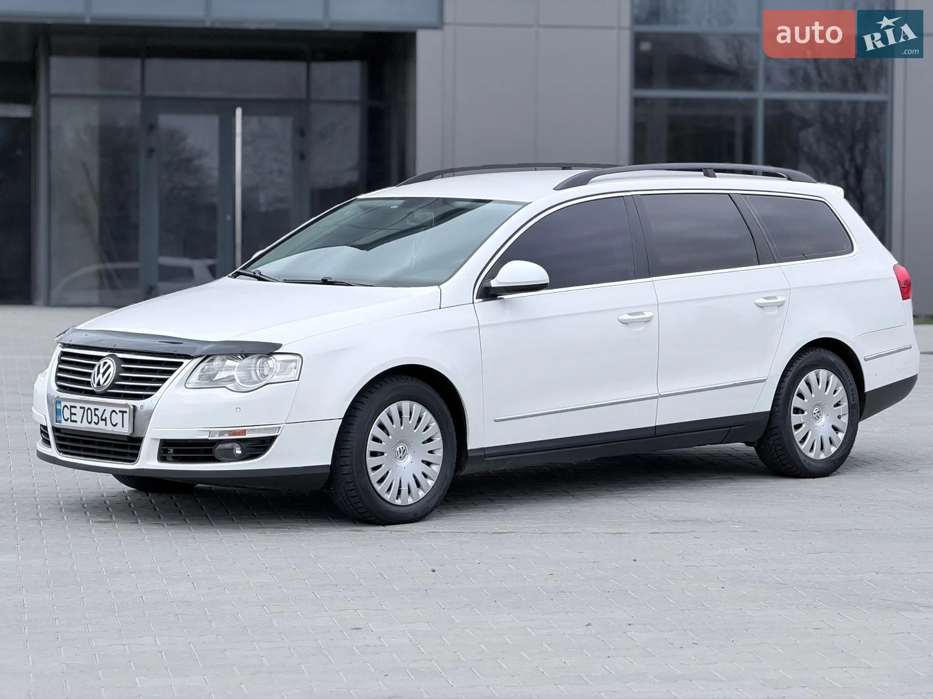 2010 Volkswagen Passat - мініатюра 3