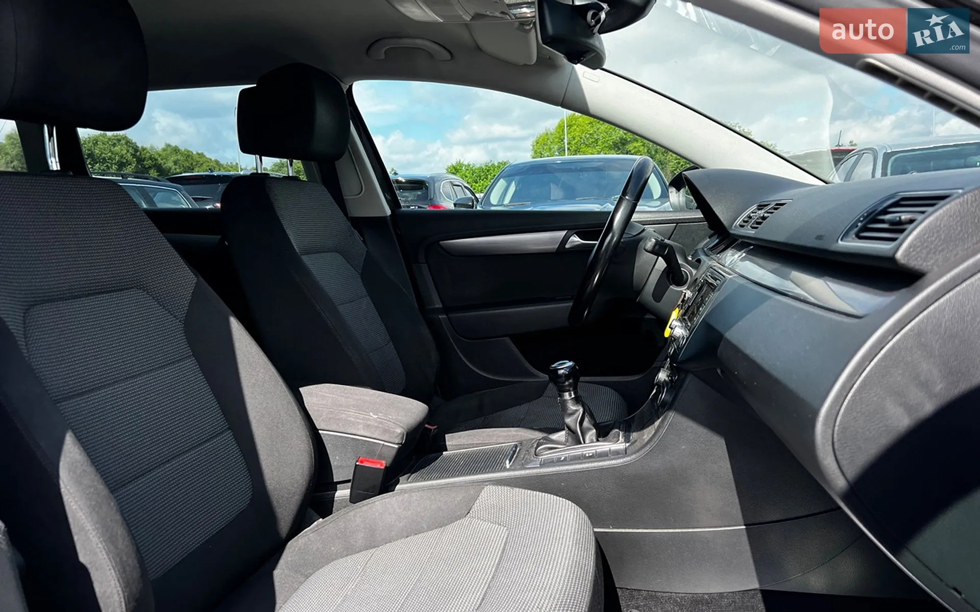 2010 Volkswagen Passat - мініатюра 18
