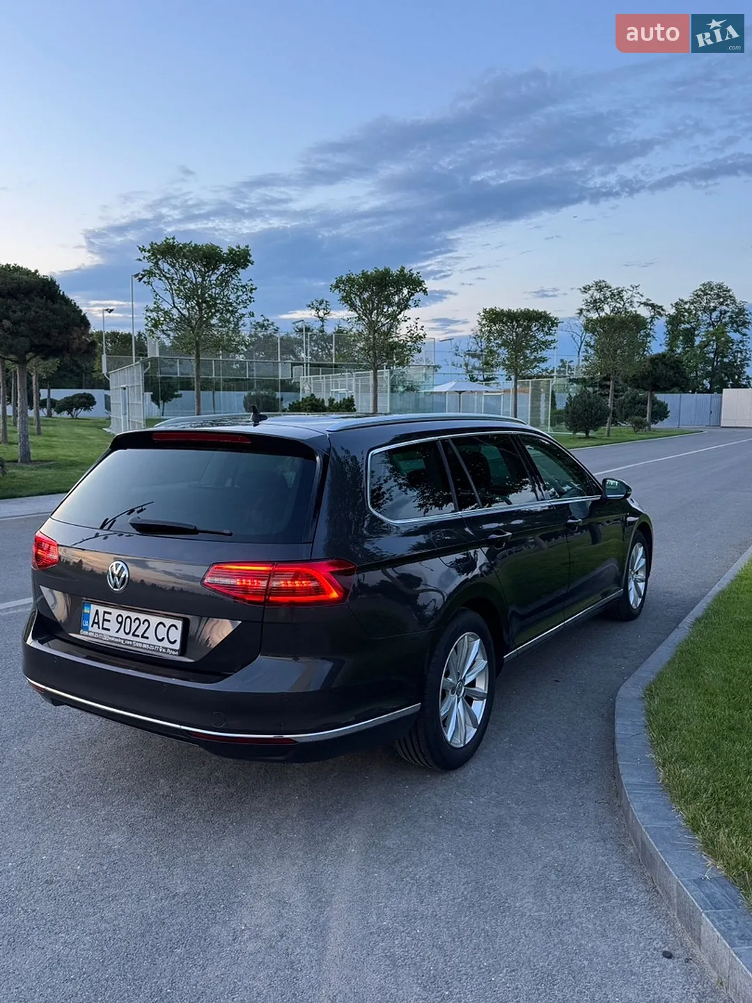 2018 Volkswagen Passat - мініатюра 3