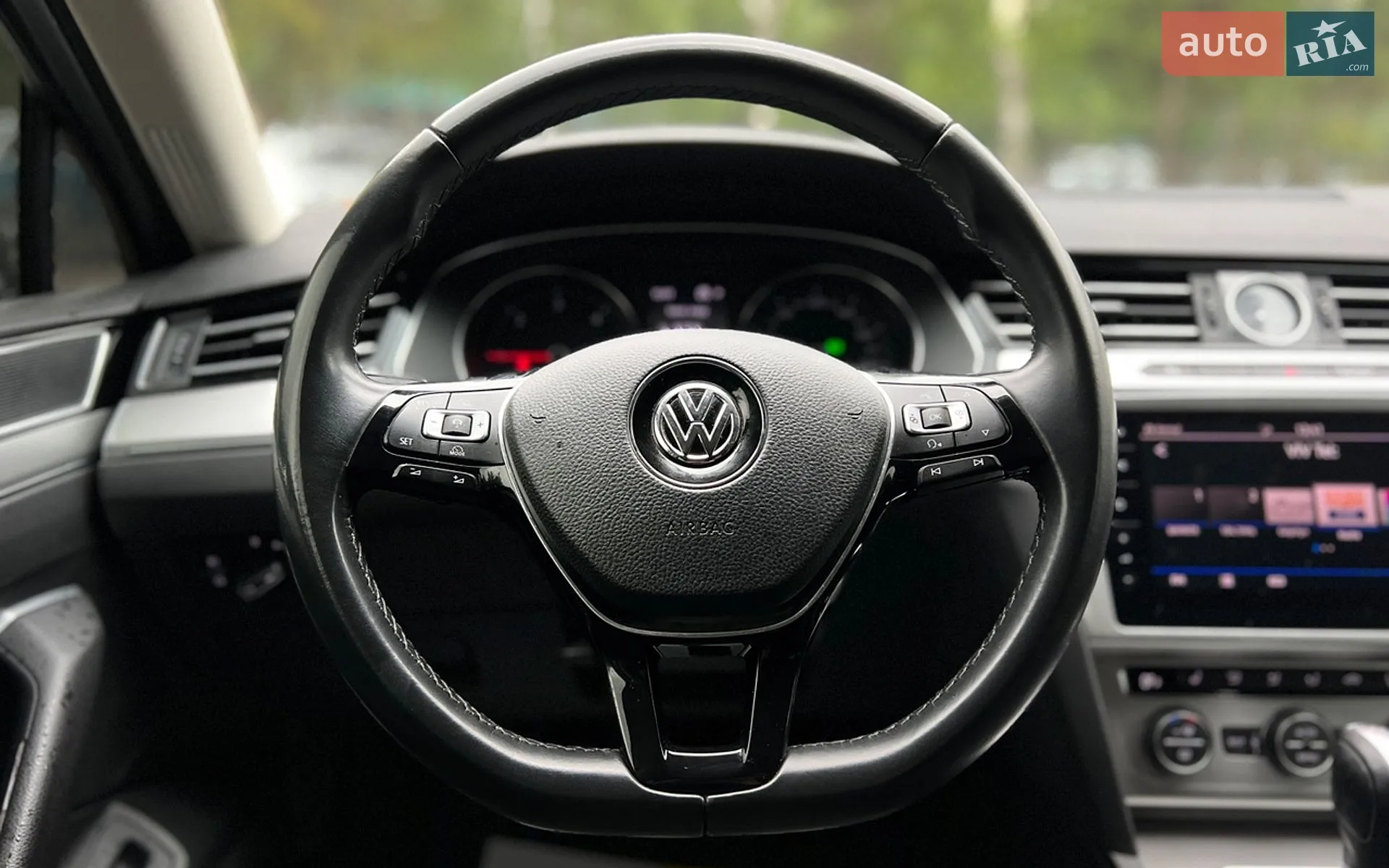 2017 Volkswagen Passat - мініатюра 10