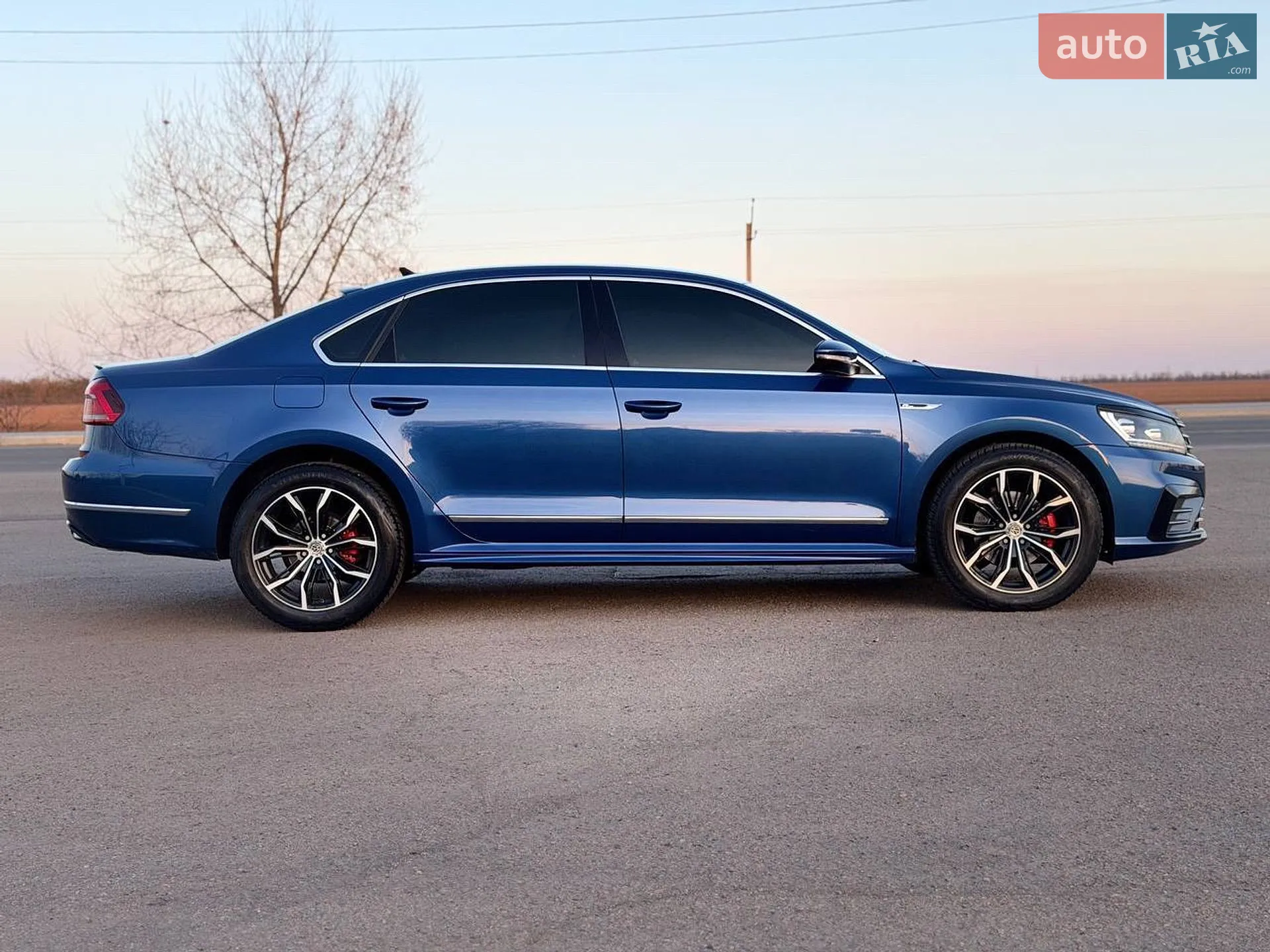 2016 Volkswagen Passat - мініатюра 2
