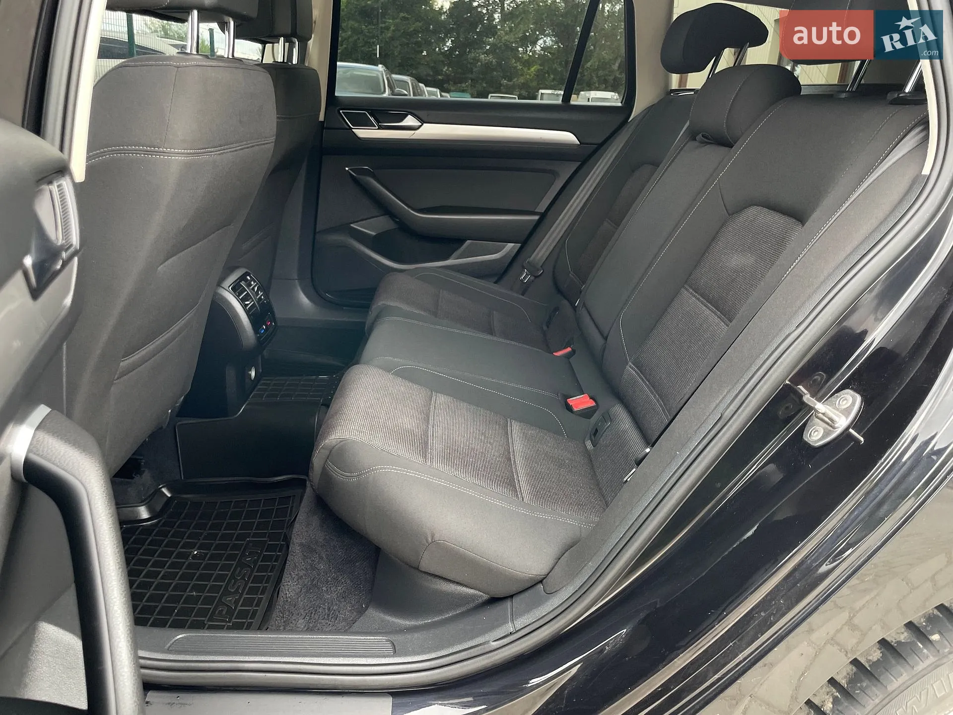 2015 Volkswagen Passat - мініатюра 27