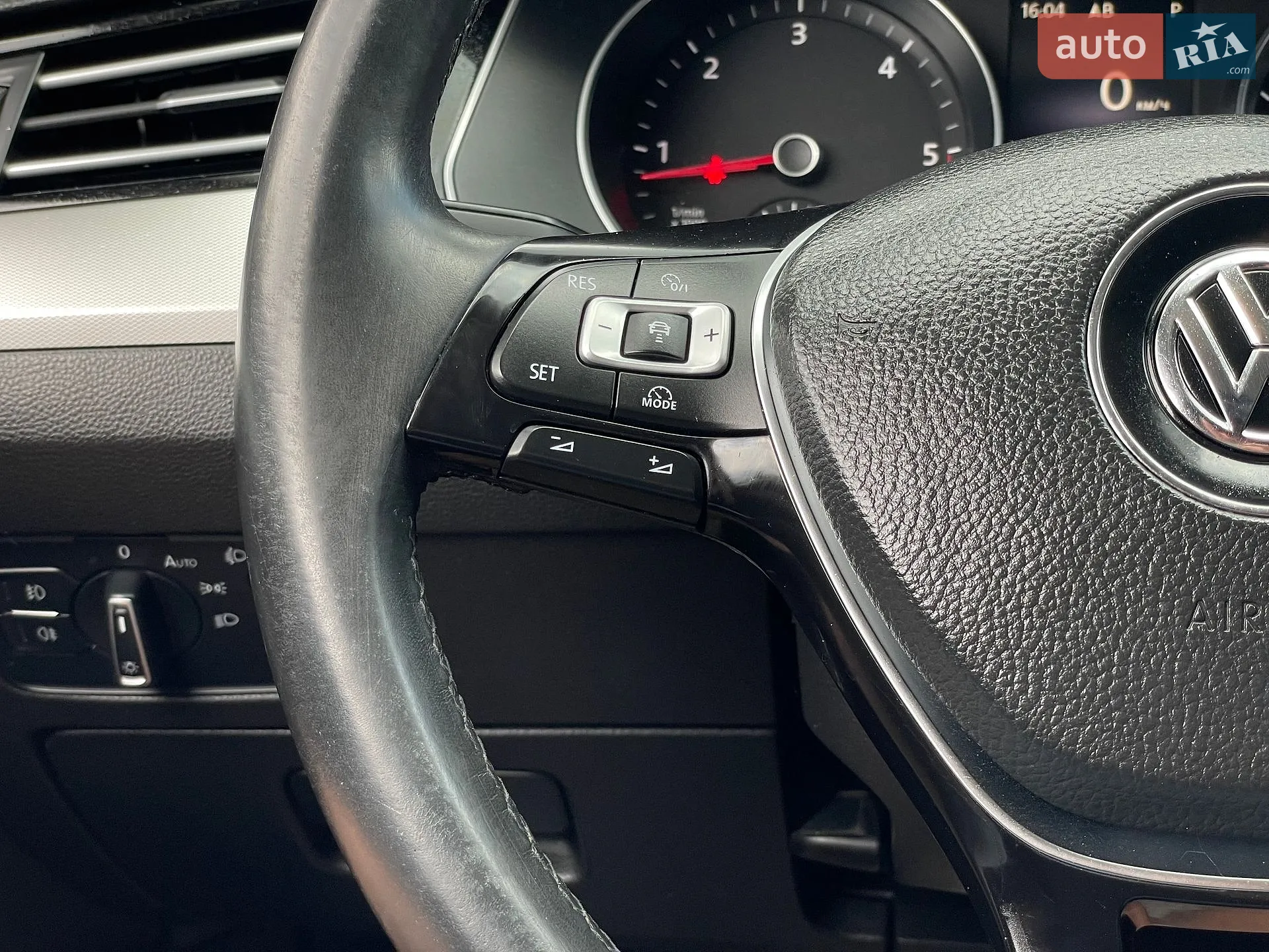 2015 Volkswagen Passat - мініатюра 46