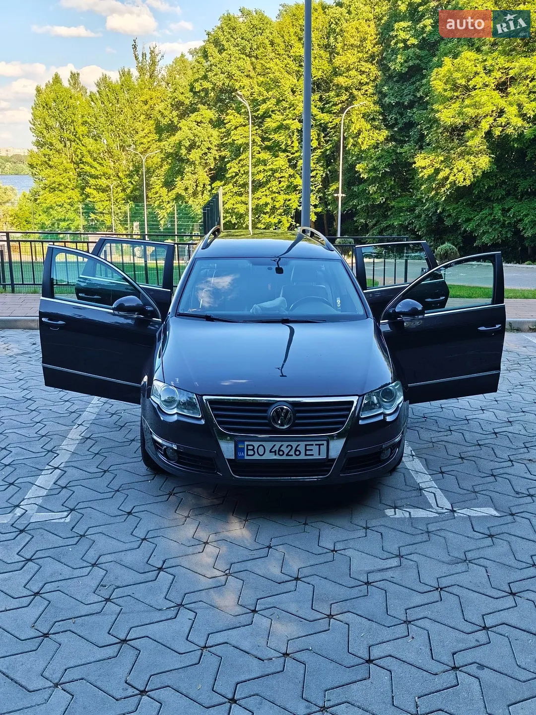 2010 Volkswagen Passat - мініатюра 13
