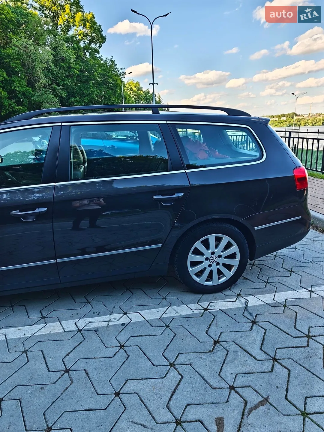 2010 Volkswagen Passat - мініатюра 17