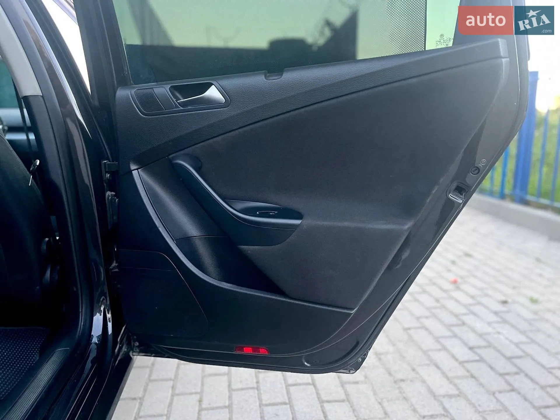 2010 Volkswagen Passat - мініатюра 45