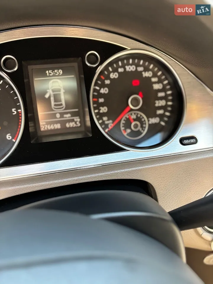 2010 Volkswagen Passat - мініатюра 23