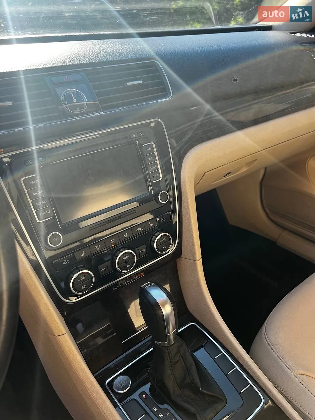 2014 Volkswagen Passat - мініатюра 9