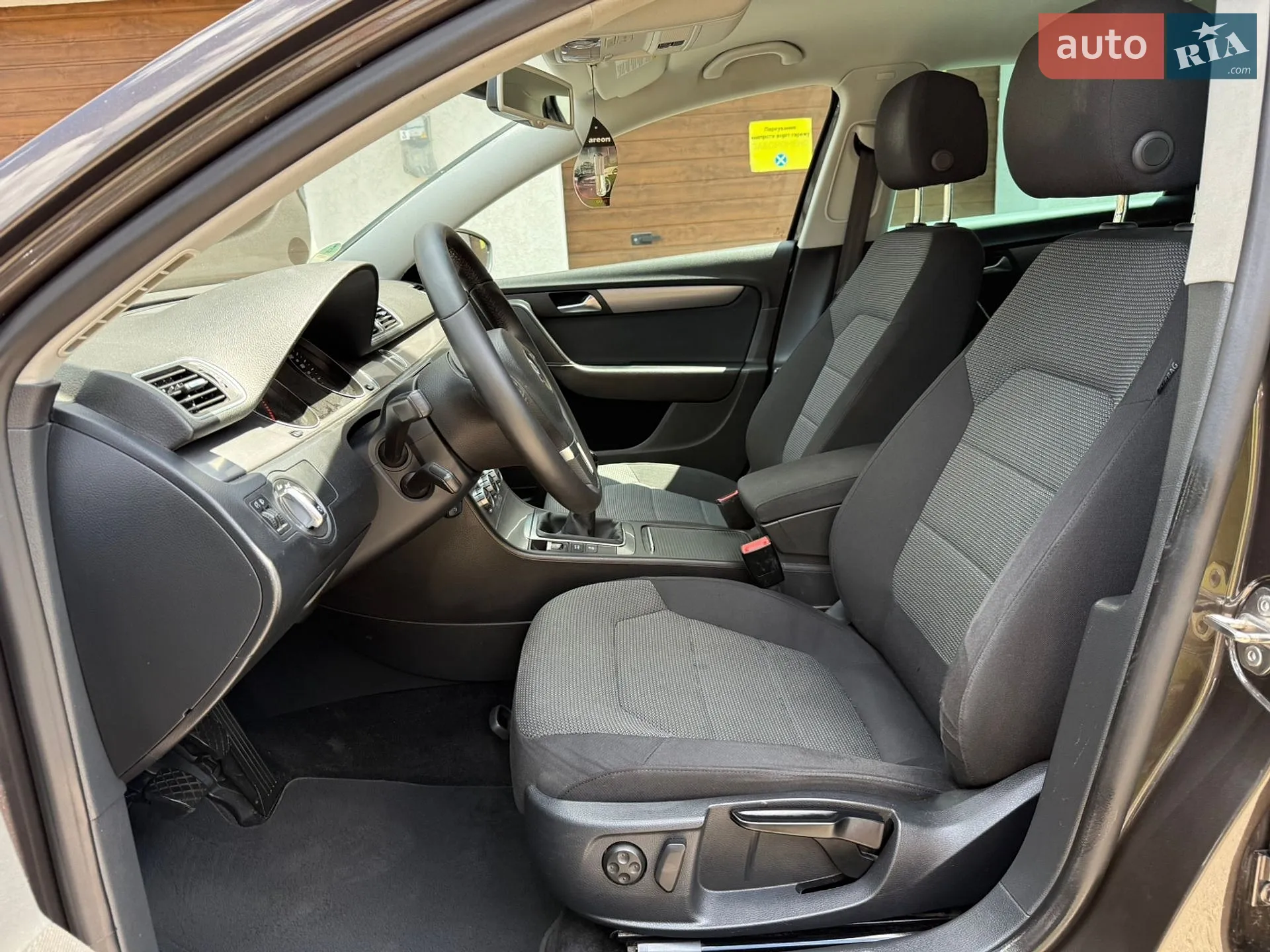 2014 Volkswagen Passat - мініатюра 24