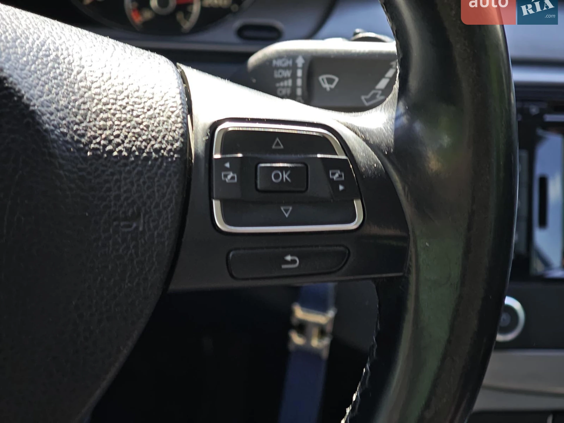 2011 Volkswagen Passat - мініатюра 24