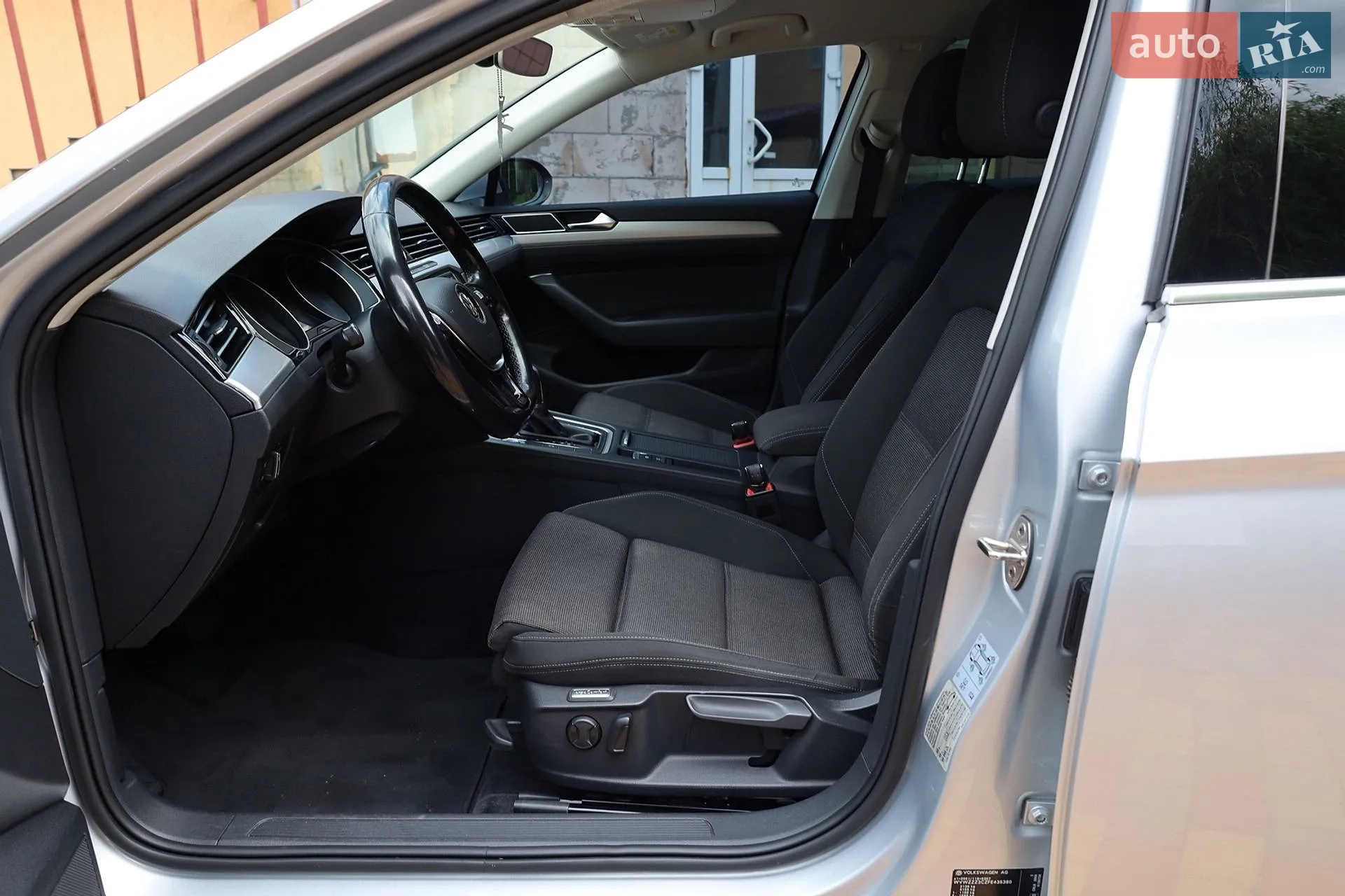 2015 Volkswagen Passat - мініатюра 13