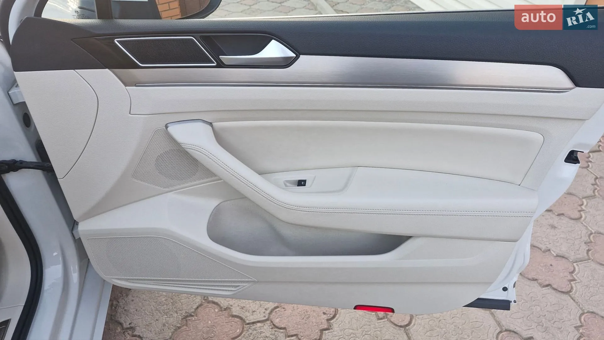 2015 Volkswagen Passat - мініатюра 31